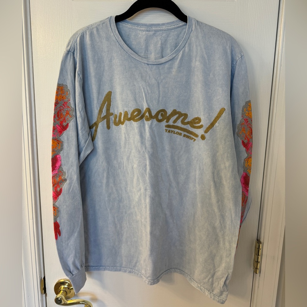 TAYLOR SWIFT LOVER ERA AWESOME FLORAL EMBELLISHED LONG SLEEVE TSHIRT